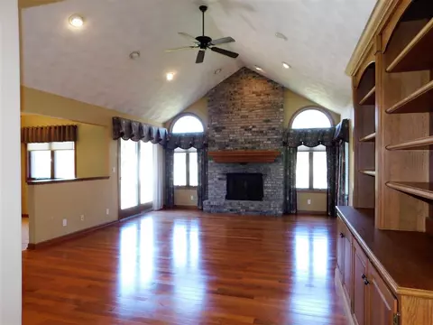 23 Maple Ridge Dr, Morton, IL 61550 photo 8