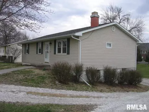 213 Robin Rd, Macomb, IL 61455 photo 13