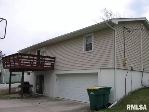 213 Robin Rd, Macomb, IL 61455 photo 14