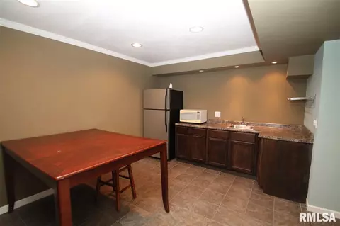 2402 W Marks Pl, Dunlap, IL 61525 photo 30