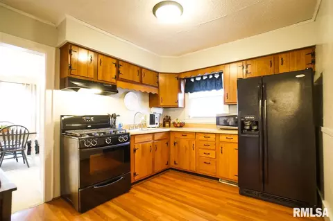726 E Willcox Ave, Peoria, IL 61603 photo 20