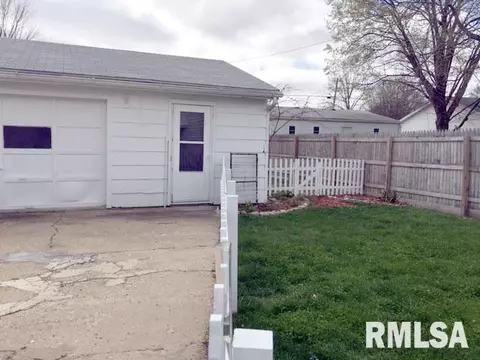 1022 E Locust, Canton, IL 61520 photo 22