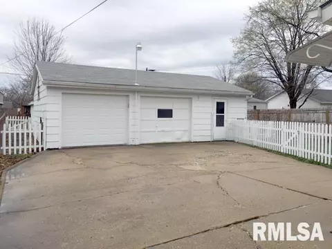 1022 E Locust, Canton, IL 61520 photo 25
