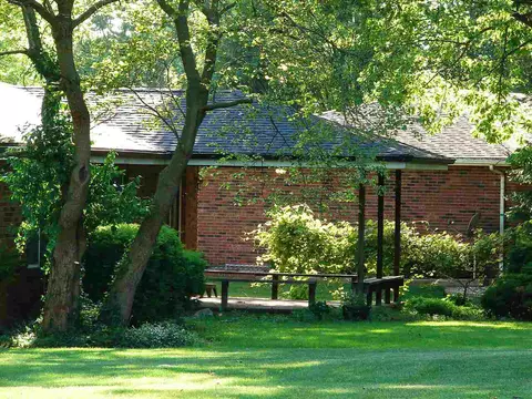 717 S Hilldale, Eureka, IL 61530 photo 33