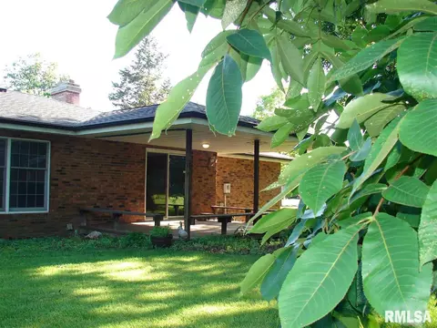 717 S Hilldale, Eureka, IL 61530 photo 34