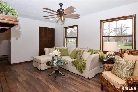 717 S Hilldale, Eureka, IL 61530 photo 20