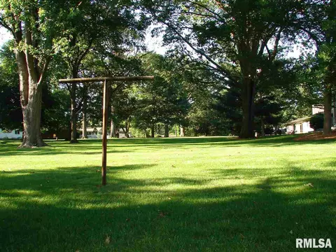 717 S Hilldale, Eureka, IL 61530 photo 28