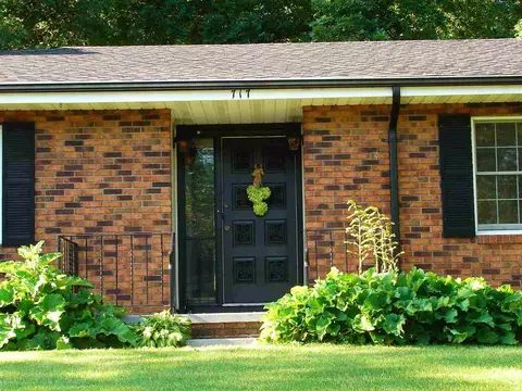 717 S Hilldale, Eureka, IL 61530 photo 4