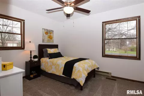 717 S Hilldale, Eureka, IL 61530 photo 30