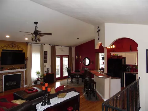 9418 W Littlefield, Mapleton, IL 61547 photo 4