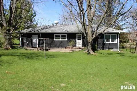 105 Dennis Dr, Eureka, IL 61530 photo 8