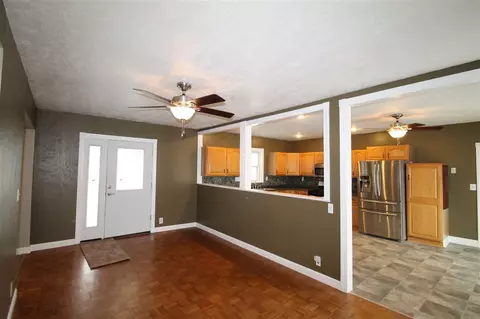 204 E Pine St, Dunlap, IL 61525 photo 10