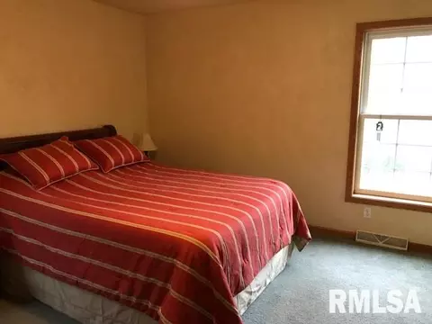 36 Timber Rd, Macomb, IL 61455 photo 16