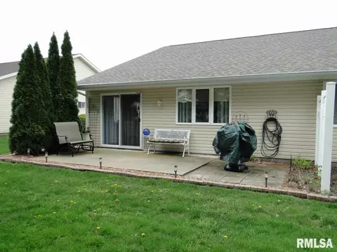 324 Pinecrest Dr, Macomb, IL 61455 photo 25