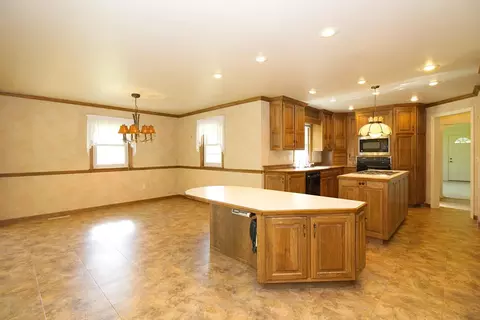 101 Jay, Morton, IL 61550 photo 5