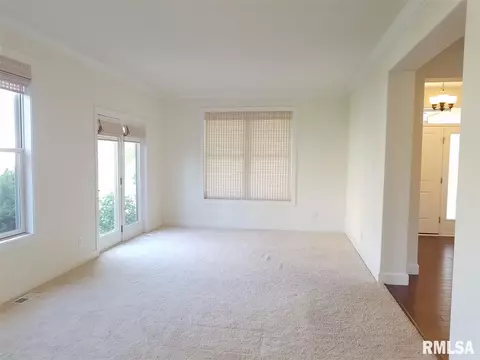 2021 W Liams Way, Dunlap, IL 61525 photo 9