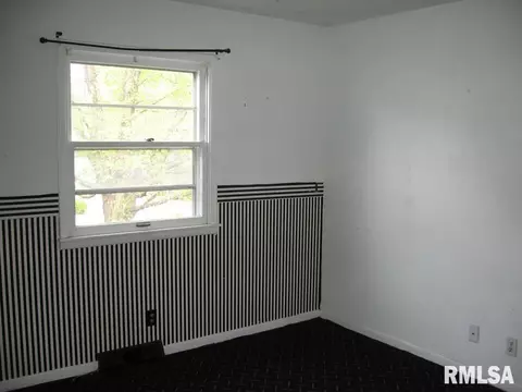 1113 Debbie Ln, Macomb, IL 61455 photo 10