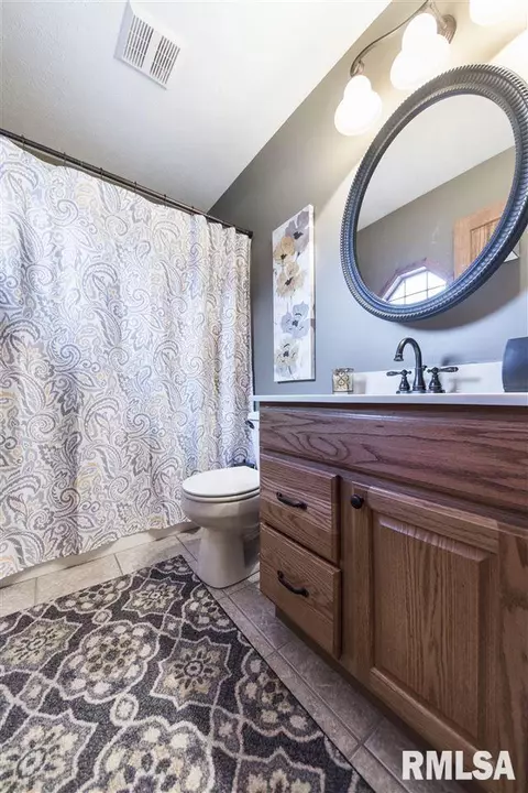 921 Dennis Dr, Eureka, IL 61530 photo 21