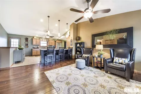 921 Dennis Dr, Eureka, IL 61530 photo 7