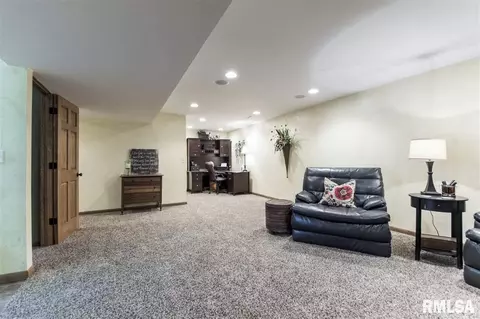 921 Dennis Dr, Eureka, IL 61530 photo 22