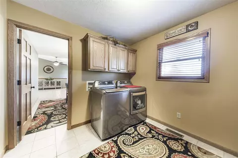 921 Dennis Dr, Eureka, IL 61530 photo 15
