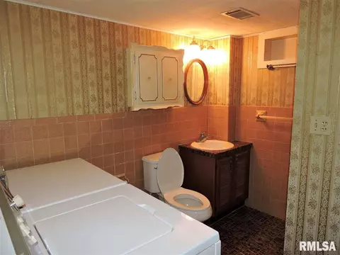 330 E Grant St, Macomb, IL 61455 photo 30