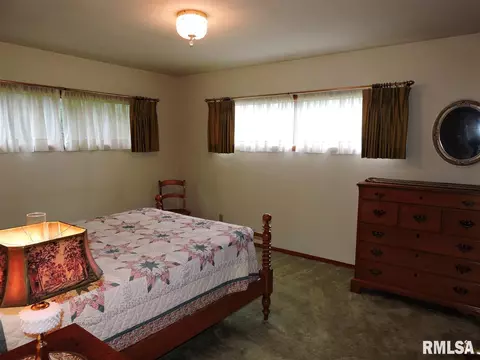 330 E Grant St, Macomb, IL 61455 photo 19