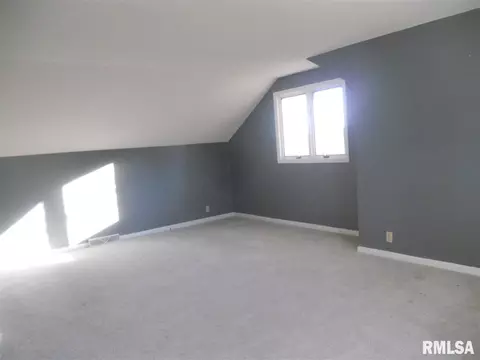 1521 Riverview Dr, Macomb, IL 61455 photo 11
