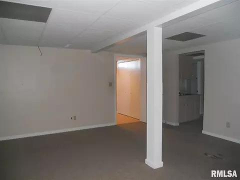 1521 Riverview Dr, Macomb, IL 61455 photo 12
