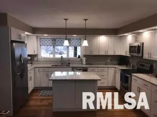 1642 Knapp Ct, Congerville, IL 61729 photo 8