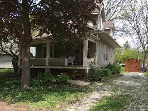 1140 E Carroll St, Macomb, IL 61455 photo 1