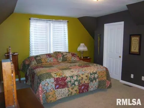 1140 E Carroll St, Macomb, IL 61455 photo 7