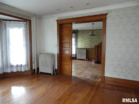 421 S Randolph St, Macomb, IL 61455 photo 13