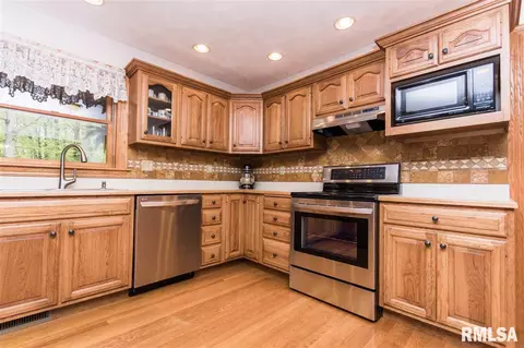 516 Justa Rd, Metamora, IL 61548 photo 5