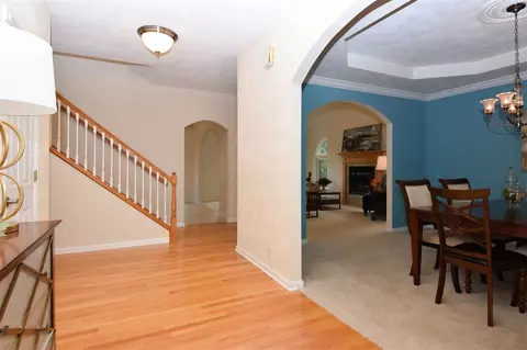 620 S Brookfield Dr, Dunlap, IL 61525 photo 2
