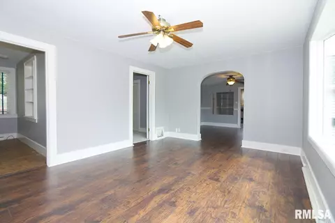 107 W 9th St, Lacon, IL 61540 photo 8