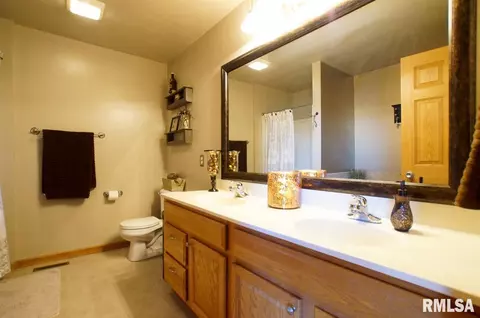 709 Simon St, Washington, IL 61571 photo 28