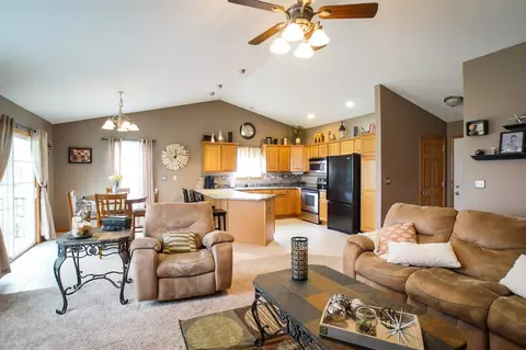 709 Simon St, Washington, IL 61571 photo 13