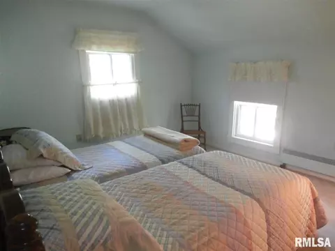 306 S Darst St, Eureka, IL 61530 photo 22