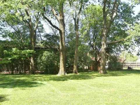 306 S Darst St, Eureka, IL 61530 photo 7