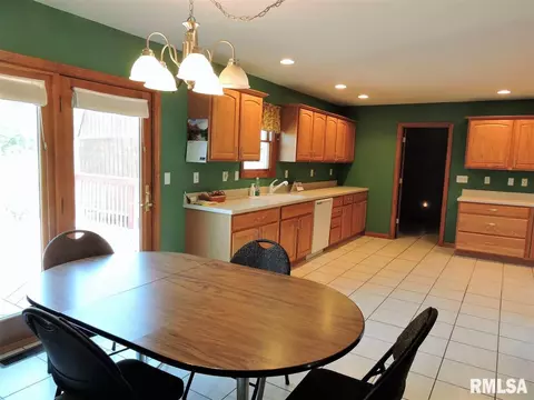 801 N Madison St, Macomb, IL 61455 photo 12