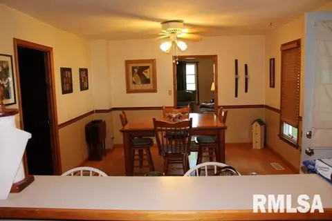 506 N Main St, Eureka, IL 61530 photo 17