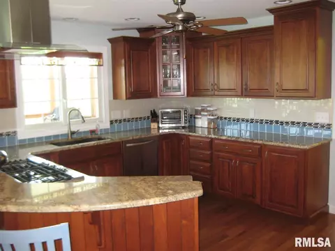 5 Bishops Ct, Washington, IL 61571 photo 17