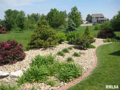 5 Bishops Ct, Washington, IL 61571 photo 4