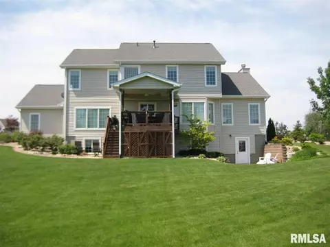 5 Bishops Ct, Washington, IL 61571 photo 2
