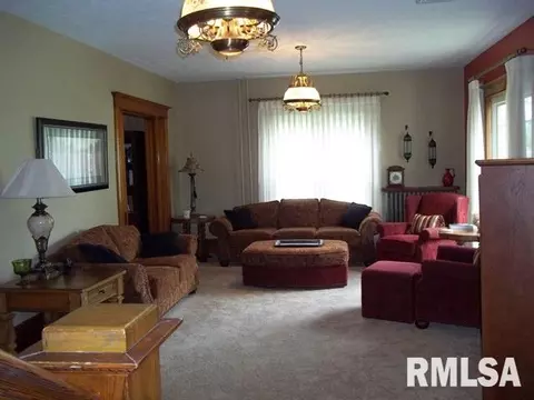 707 W Front, Roanoke, IL 61561 photo 13