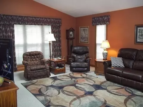 707 W Front, Roanoke, IL 61561 photo 9