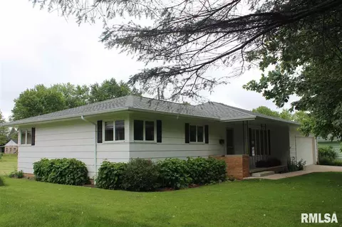 714 W Chase, Macomb, IL 61455 photo 1