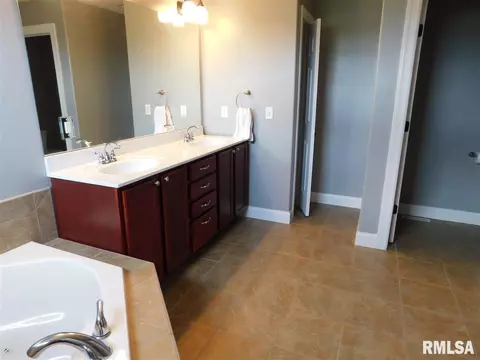 1405 Willow Dr, Washington, IL 61571 photo 18