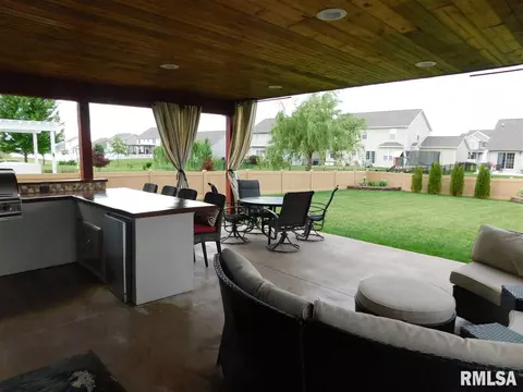 1405 Willow Dr, Washington, IL 61571 photo 33